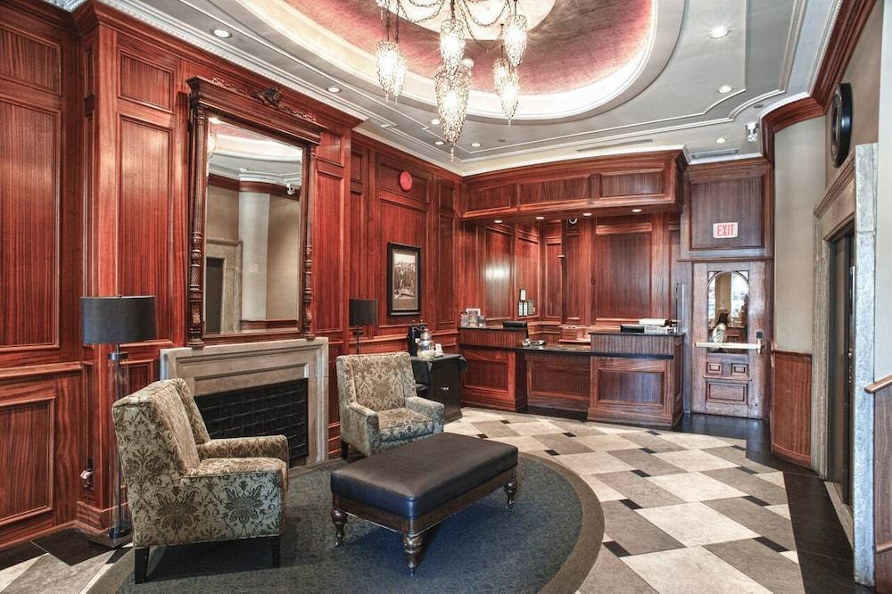 Strathcona Hotel Виктория Екстериор снимка