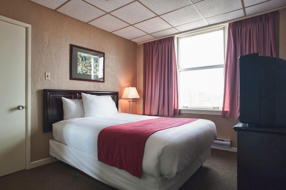 Strathcona Hotel Виктория Екстериор снимка